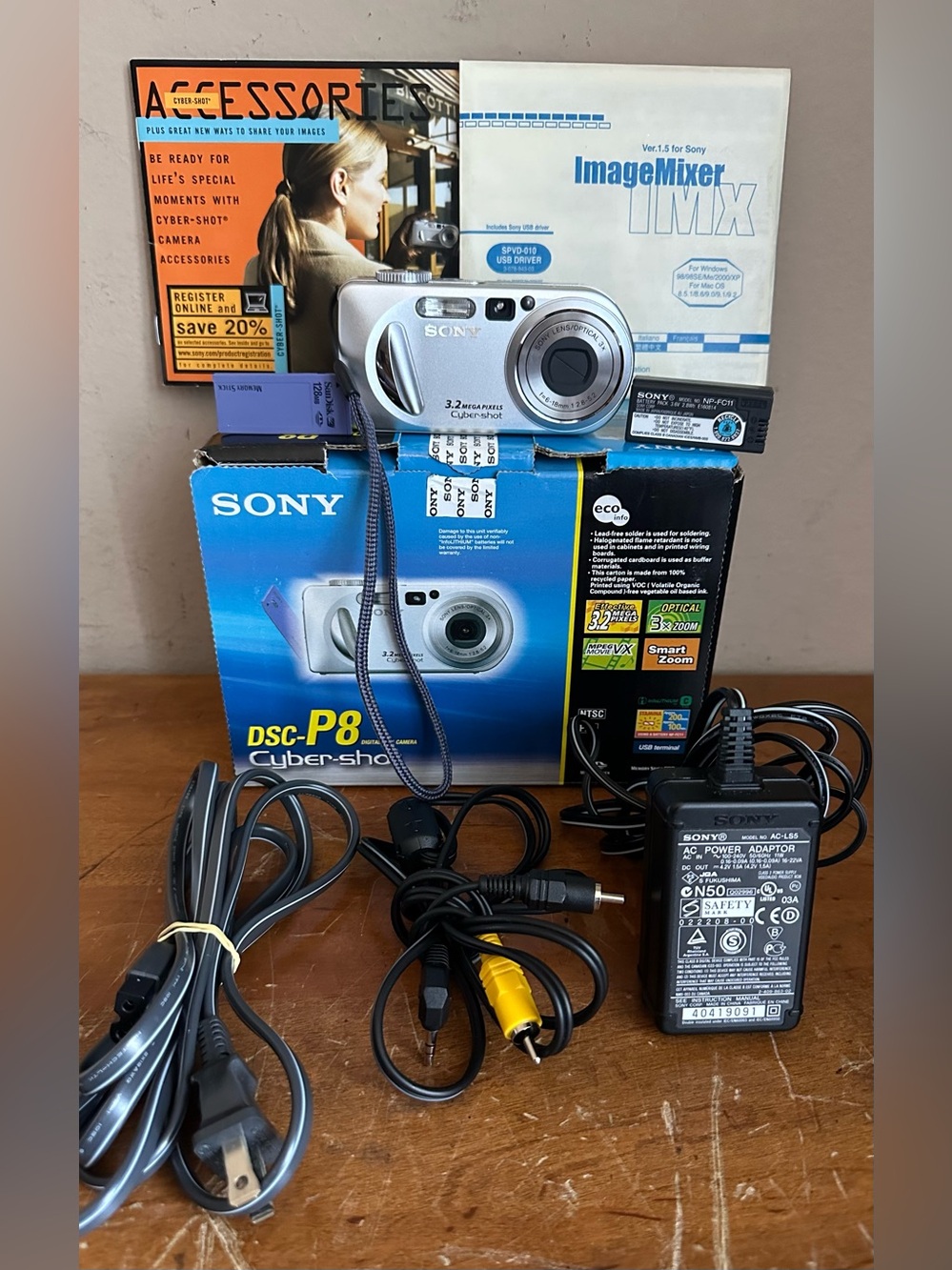 Sony Cyber-shot DSC-P8 3.2MP 3x Optical Zoom MPEG Movie Digital Still Camera